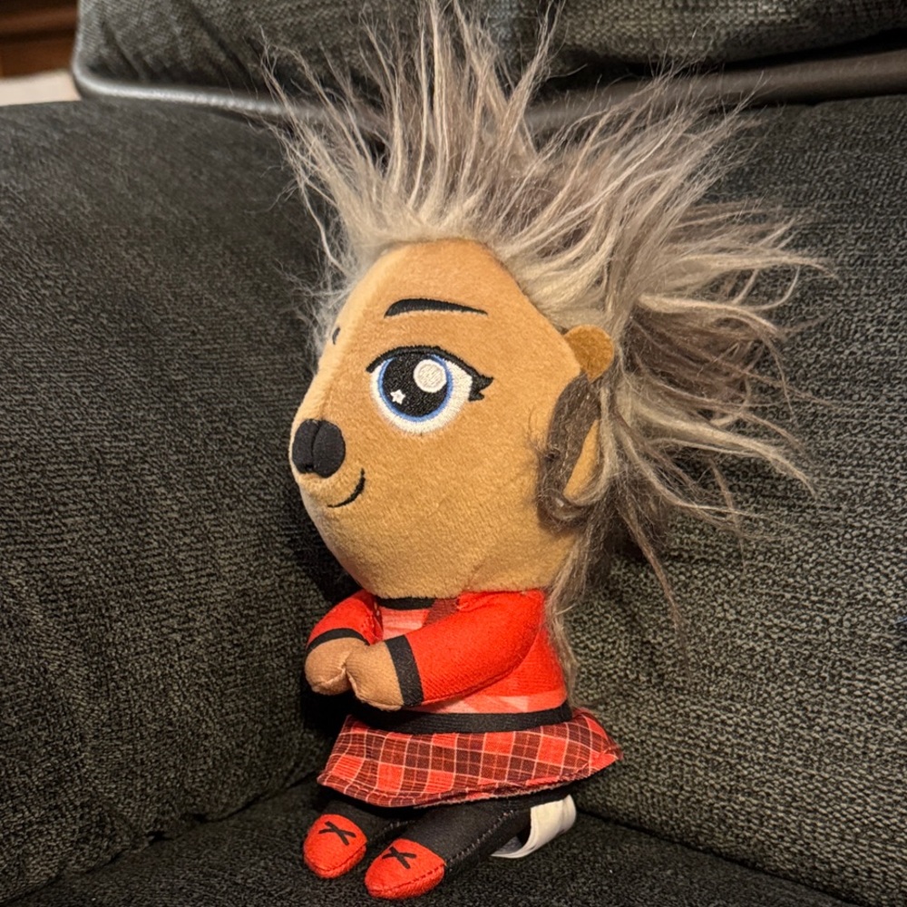 8” Ash from the Illumination Movie Sing & Sing 2 - Picture 8 of 9